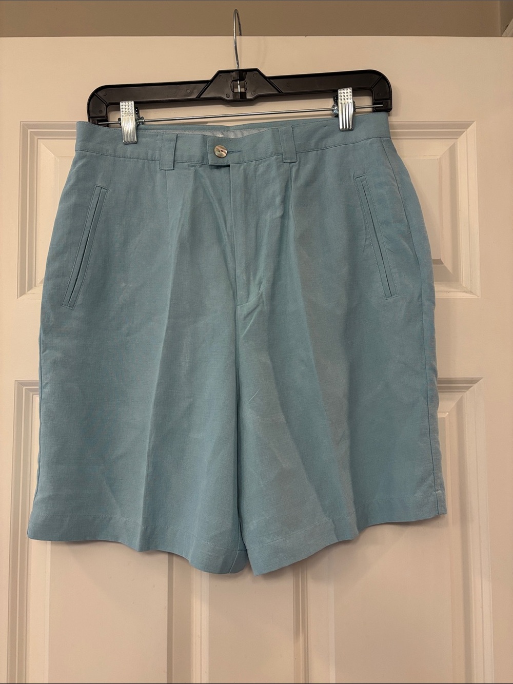 Tommy Bahama 100% Silk Shell Light Blue High-Waist Women’s Shorts